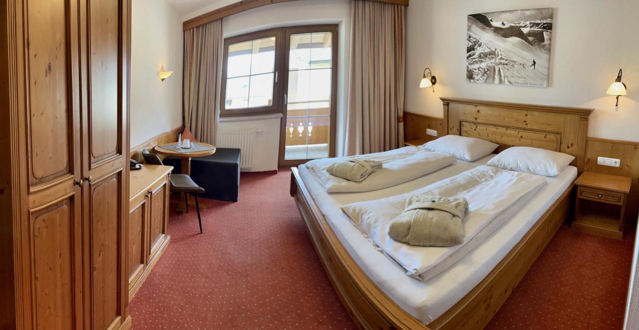 Loipenstubn Hotel Brixen im Thale Exterior photo