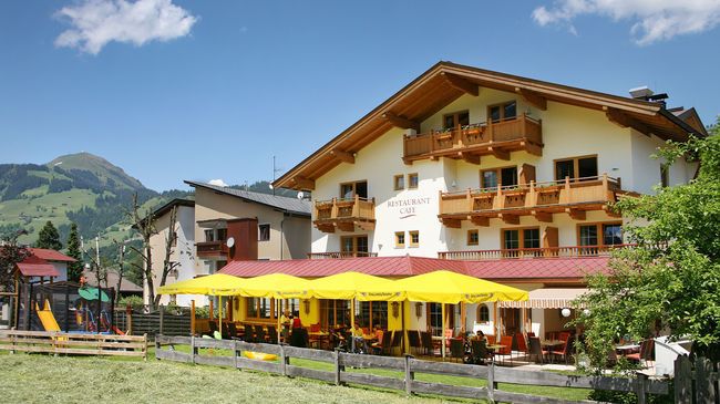 Loipenstubn Hotel Brixen im Thale Exterior photo